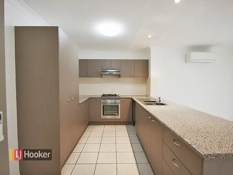 Second view of Homely house listing, 4 Melissa Circuit, Kallangur QLD 4503