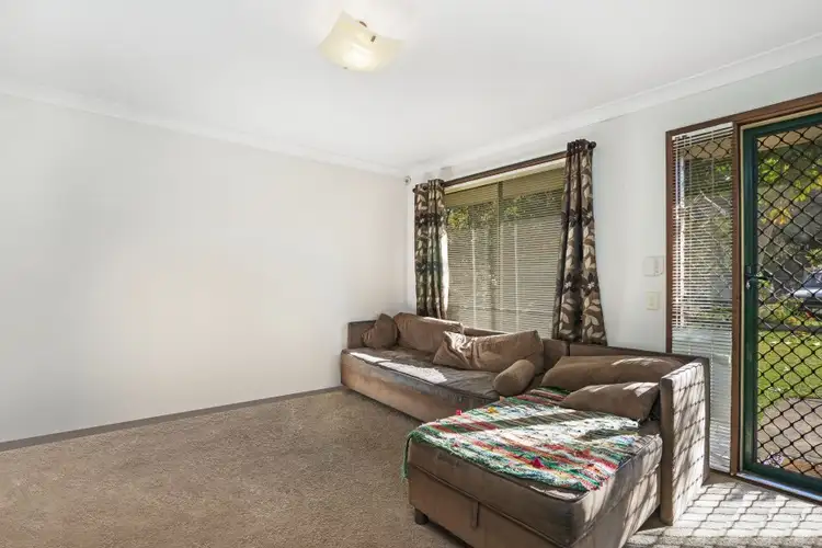 Second view of Homely house listing, 10 Louis Close, Niagara Park NSW 2250