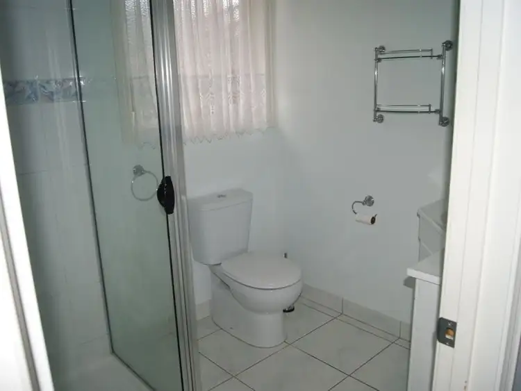 Seventh view of Homely house listing, 9 Balmoral Crescent, Bairnsdale VIC 3875