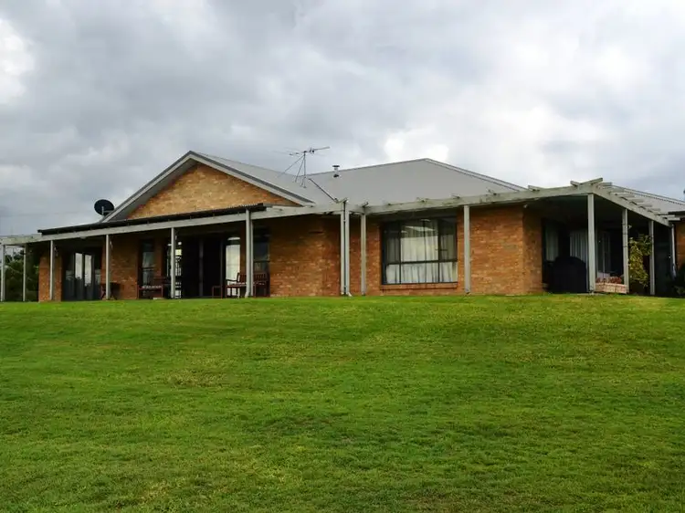1 Martinview Court, Singleton NSW 2330