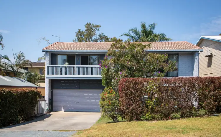 3 Dammerel Crescent, Emerald Beach NSW 2456