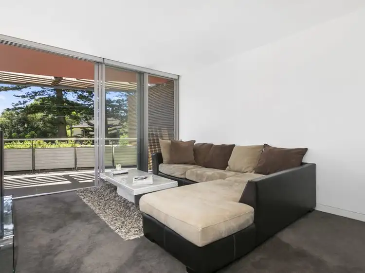 Third view of Homely apartment listing, 2/7 Petrarch Avenue, Vaucluse NSW 2030