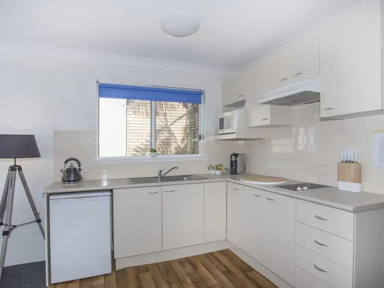 Sixth view of Homely unit listing, Unit 6/1 Golf Avenue, Mollymook NSW 2539