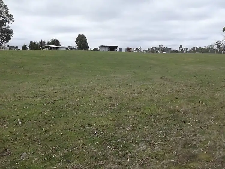 244 Wallis Road, Broadford VIC 3658