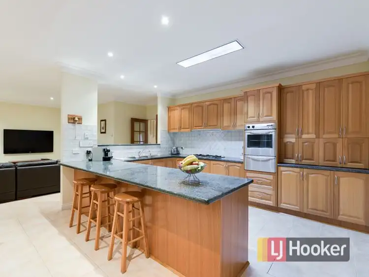 Second view of Homely house listing, 8 Treetop Terrace, Plenty VIC 3090