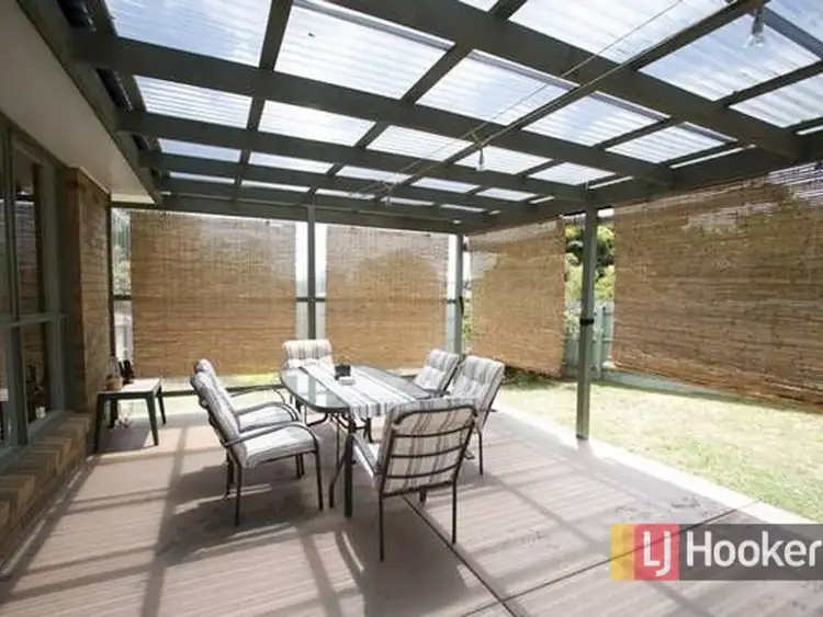 Fifth view of Homely house listing, 58 Crossdale Rise, Endeavour Hills VIC 3802