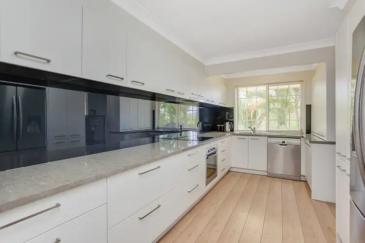 27 Milparinka Terrace, Ashmore QLD 4214