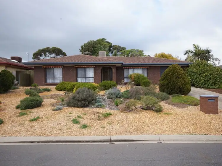 7 Ina Close, Craigmore SA 5114