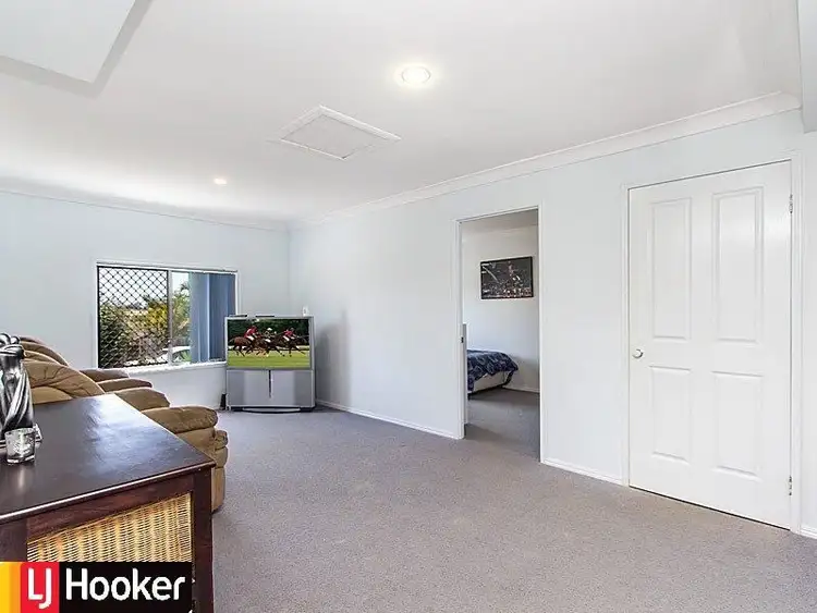 Sixth view of Homely house listing, 28 Mowbray Court, Kallangur QLD 4503