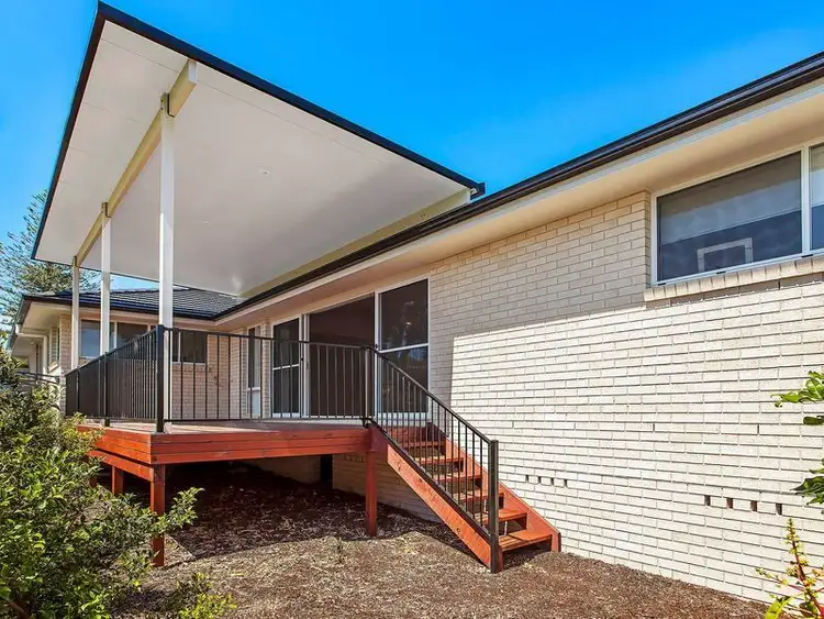 Fourth view of Homely villa listing, 5A Rolls Avenue, Toowoon Bay NSW 2261