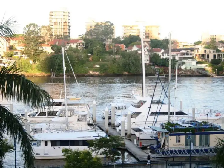 Fifth view of Homely unit listing, 26/10 Goodwin Street, Kangaroo Point QLD 4169