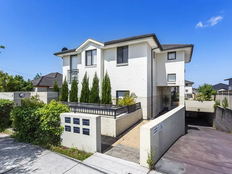 3/5 Hinchen Street, Guildford NSW 2161