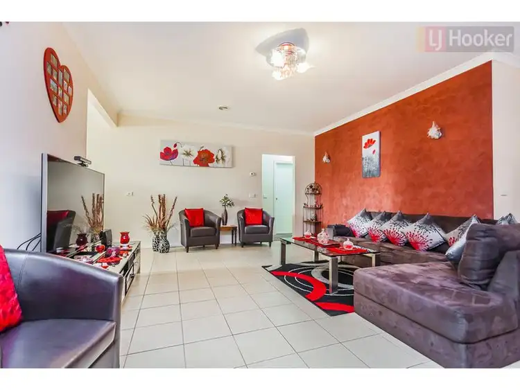 Seventh view of Homely house listing, 8 Tallarook St, Craigieburn VIC 3064