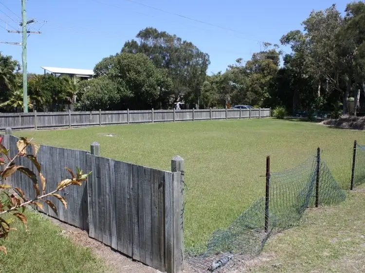 2 Beach Avenue, South Golden Beach NSW 2483