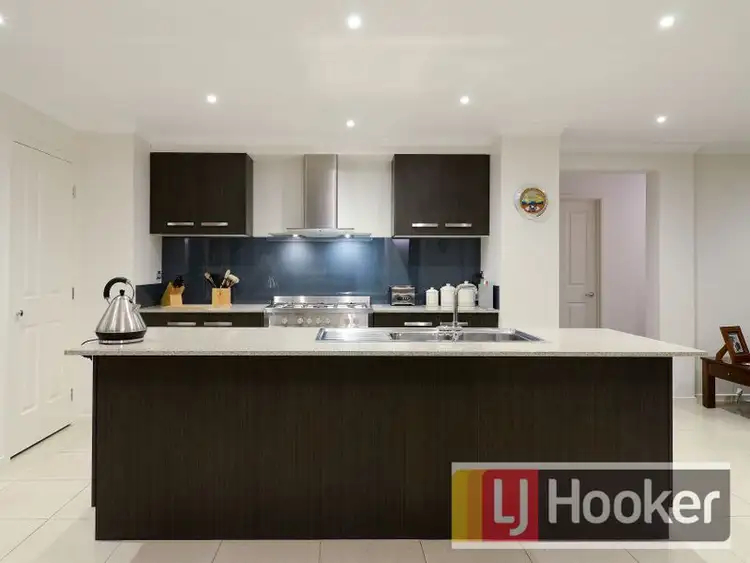 Second view of Homely house listing, 4 Beechtree Way, Cranbourne North VIC 3977