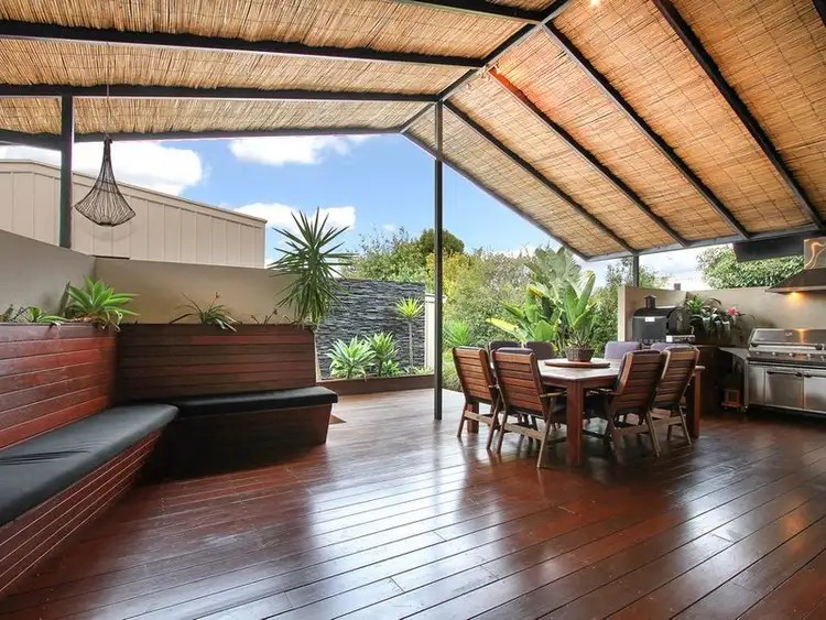 16 Mourilyan Street, Lakes Entrance VIC 3909