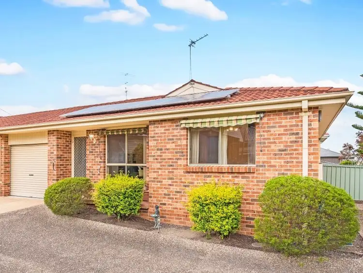 Main view of Homely apartment listing, 2/49 Balgownie Road, Balgownie NSW 2519