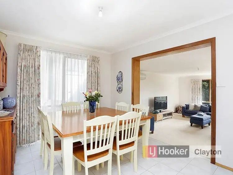 Fifth view of Homely house listing, 2 Katoomba Drive, Mulgrave VIC 3170