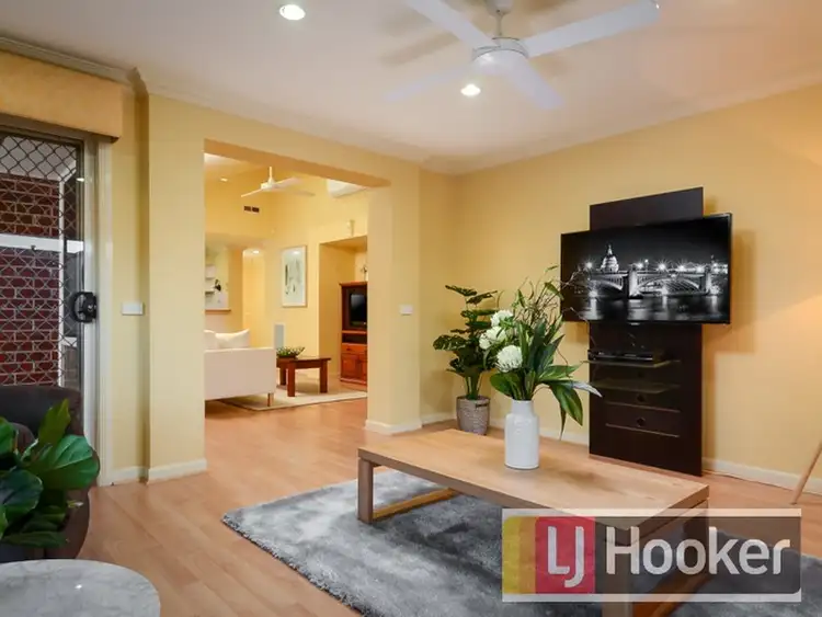 Fifth view of Homely house listing, 10 Panorama Avenue, Beaconsfield VIC 3807