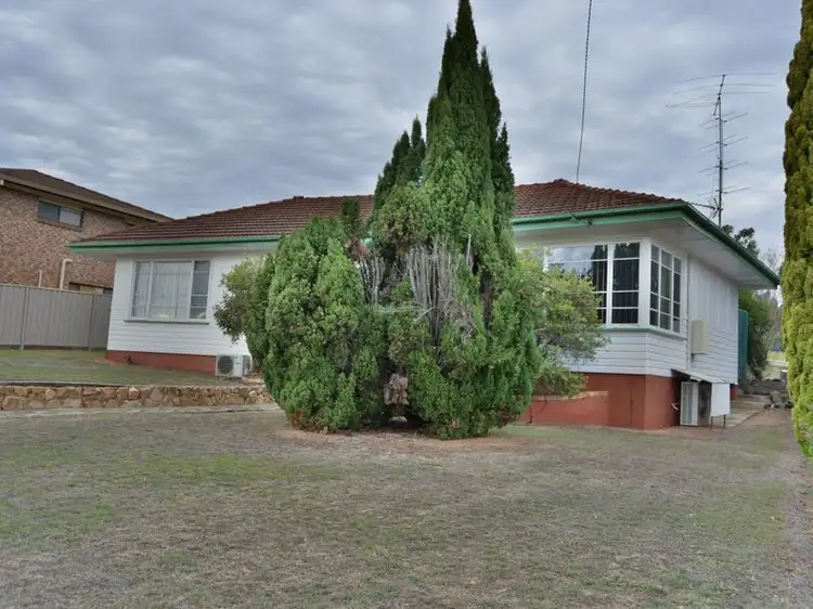 94 Locke Street, Warwick QLD 4370