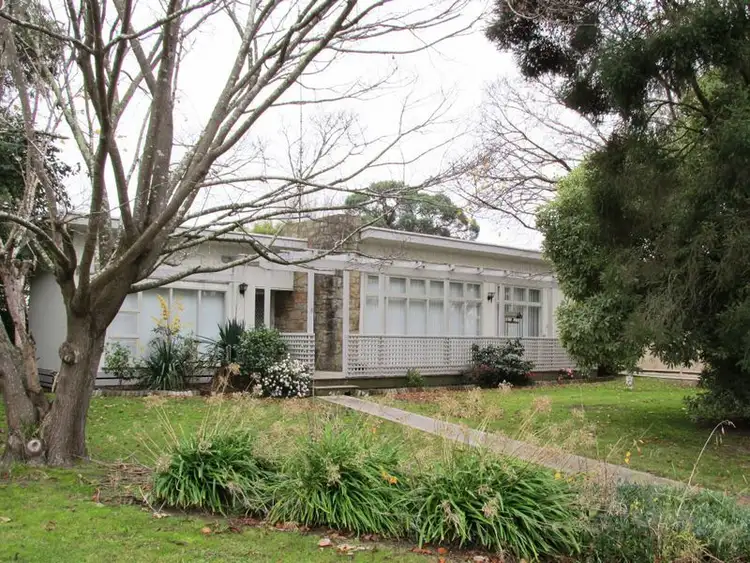 8 Jennings Street, Bairnsdale VIC 3875