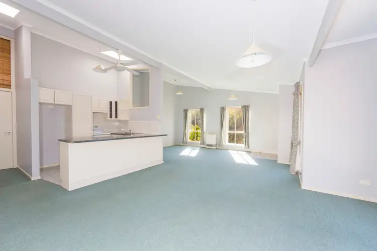 Fifth view of Homely unit listing, 1/71 Karoola Crescent, Surfside NSW 2536