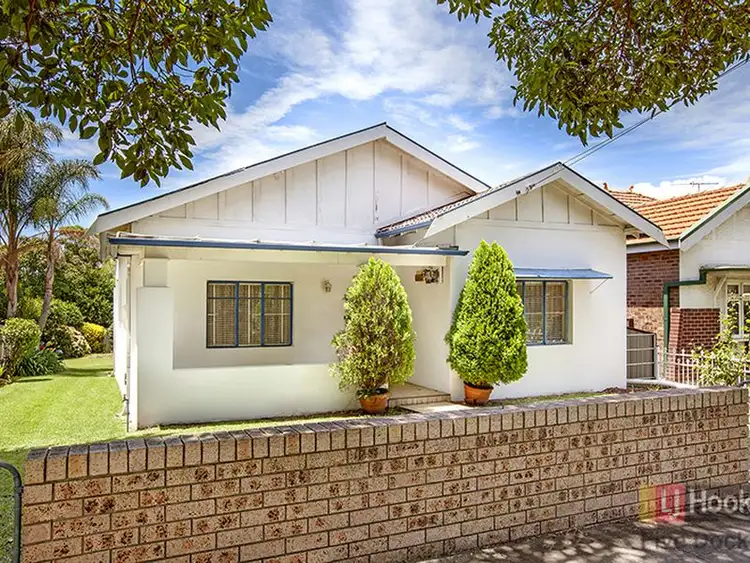 18 Sibbick Street, Russell Lea NSW 2046