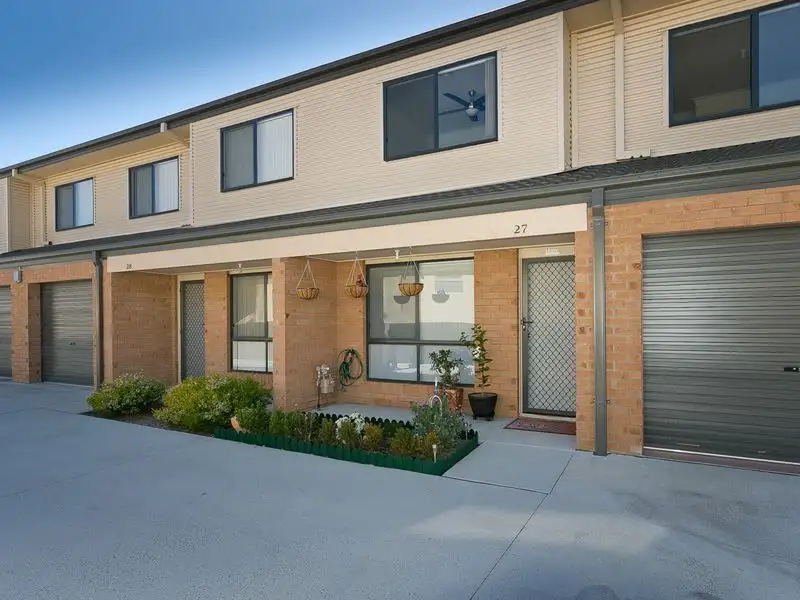Main view of Homely townhouse listing, 27/41 Carinya Street, Queanbeyan NSW 2620