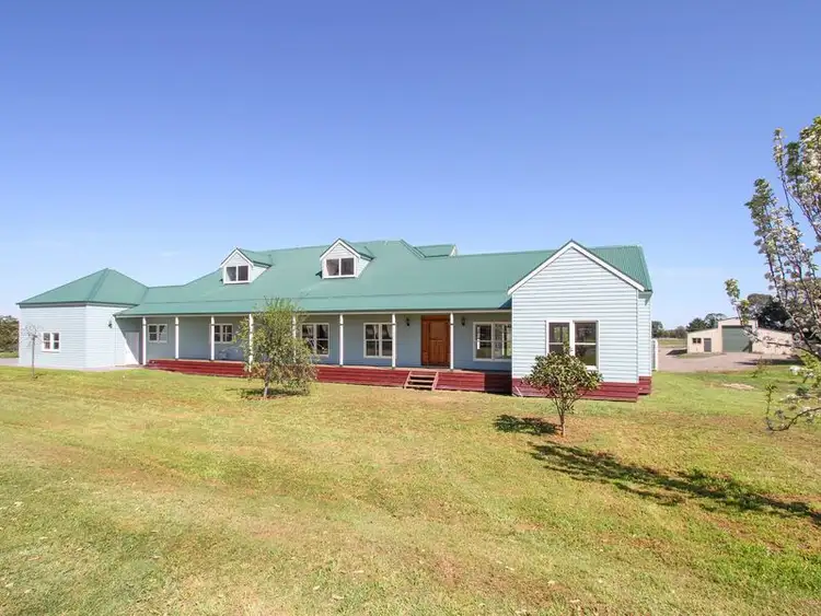 2B Finegan Court, Sale VIC 3850
