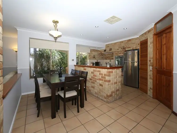 Sixth view of Homely house listing, 15 Endeavour Court, Thornlie WA 6108