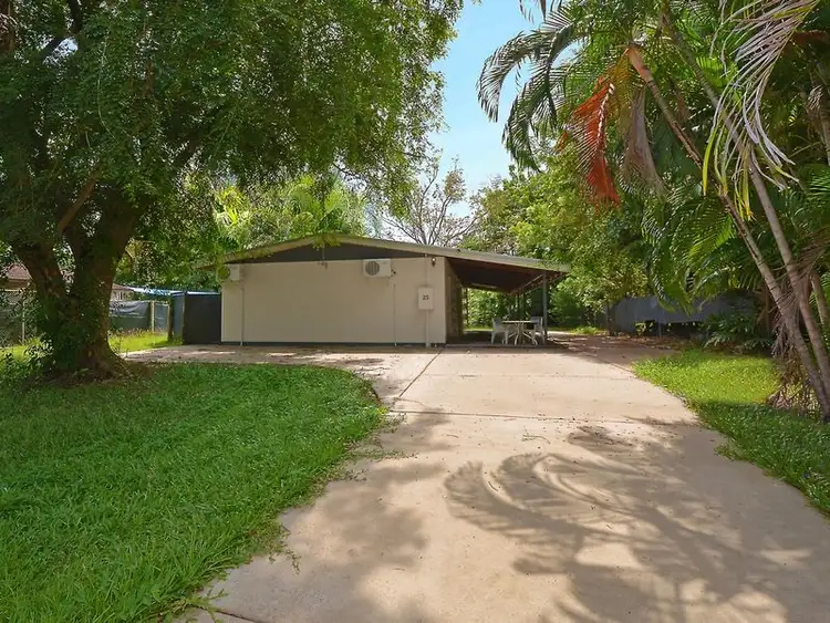 25 Strawbridge Crescent, Moulden NT 830