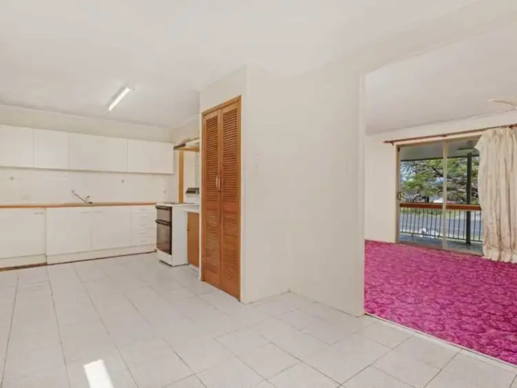 55 Scarborough Road, Redcliffe QLD 4020