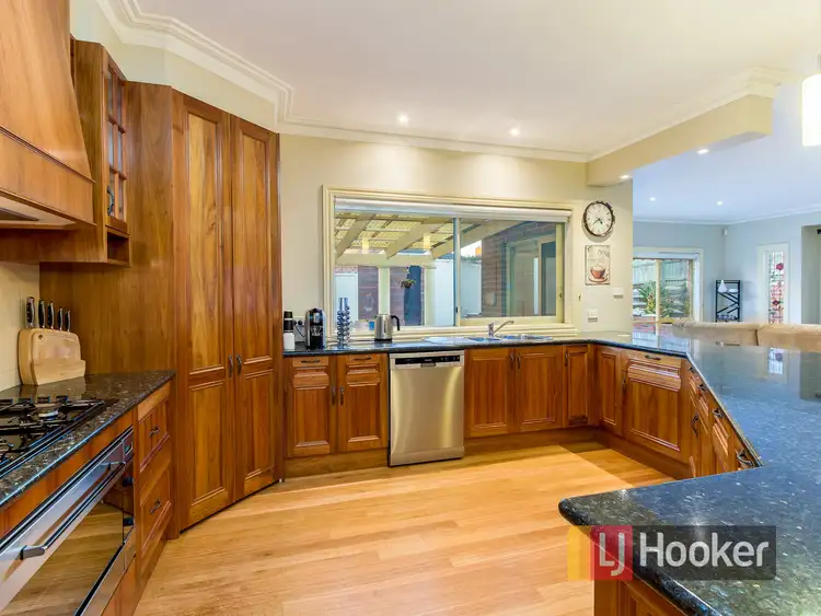 Fourth view of Homely house listing, 6 Valda Close, Berwick VIC 3806