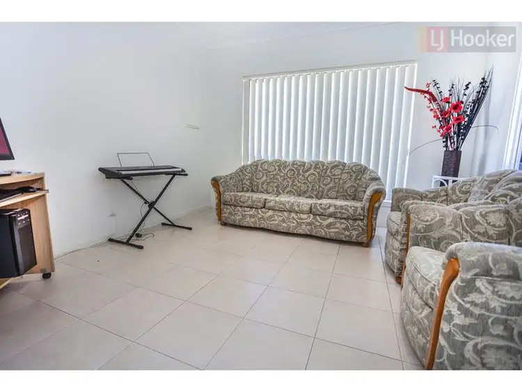 Sixth view of Homely townhouse listing, 5 Densham Way, Craigieburn VIC 3064