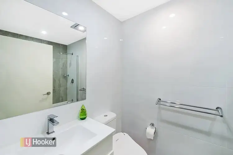 Fifth view of Homely apartment listing, Apartment 3/3-5 Linden Street, Toongabbie NSW 2146