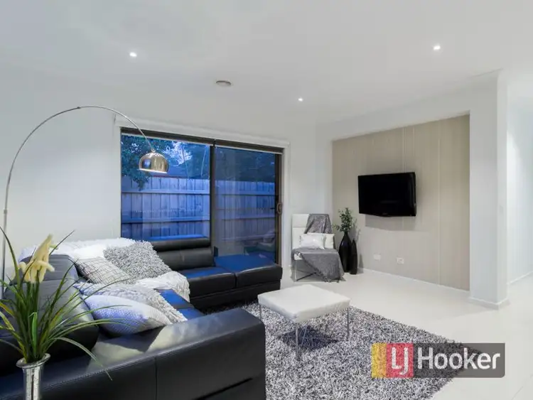 Sixth view of Homely unit listing, 2/6 Selkirk Court, Berwick VIC 3806