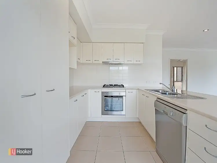 Fifth view of Homely house listing, 2 Bellthorpe Circuit, Kallangur QLD 4503