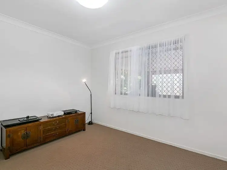 Fifth view of Homely house listing, 8 Elkana Place, Wishart QLD 4122