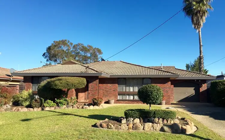 483 Ainslie Avenue, Lavington NSW 2641