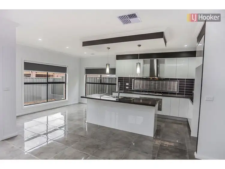 Fifth view of Homely house listing, 23 Fortitude Drive, Craigieburn VIC 3064