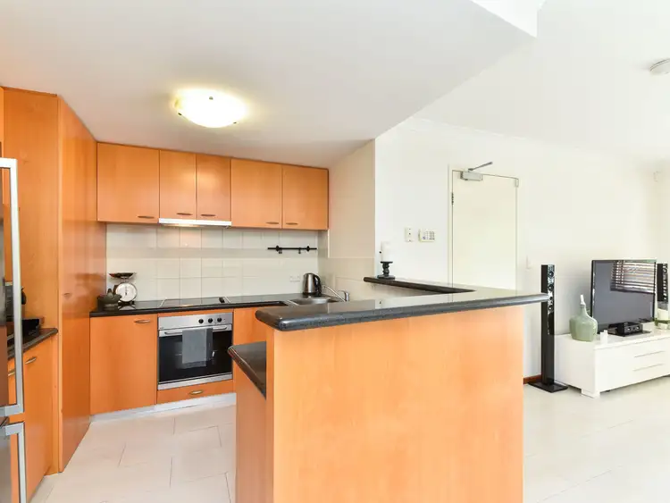 Fifth view of Homely apartment listing, 2/41 Brown Street, East Perth WA 6004