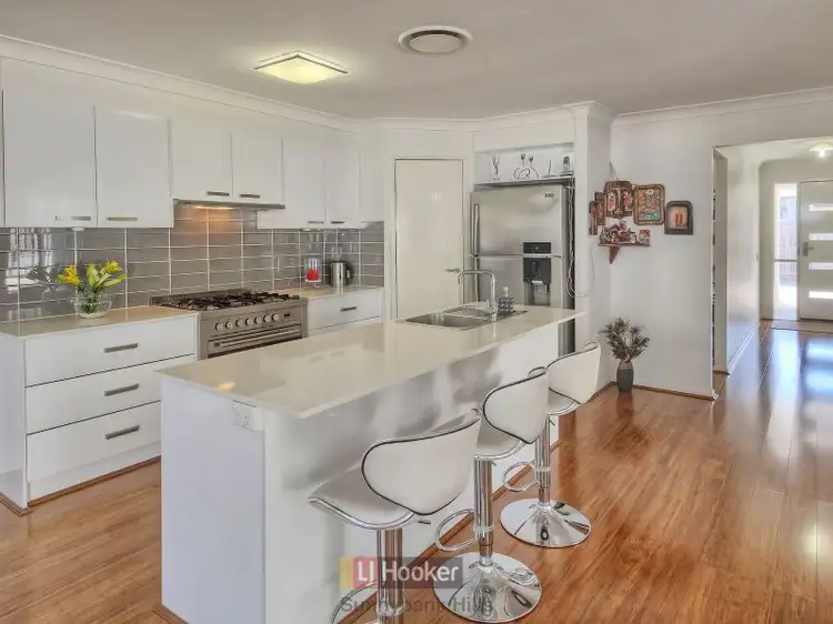 Second view of Homely house listing, 7 Rosella Close, Calamvale QLD 4116