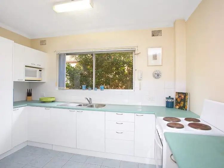 Second view of Homely unit listing, 8/37 Dee Why Parade, Dee Why NSW 2099