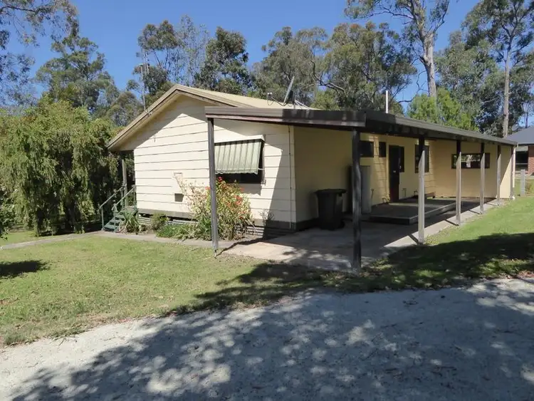 9 Kingston Street, Nowa Nowa VIC 3887