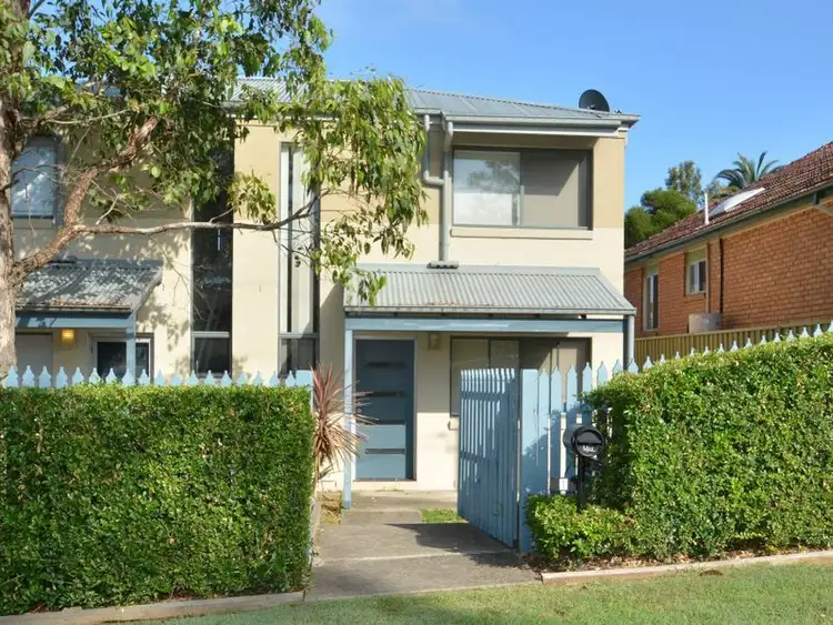 1/2 Dwyer Street, Maitland NSW 2320