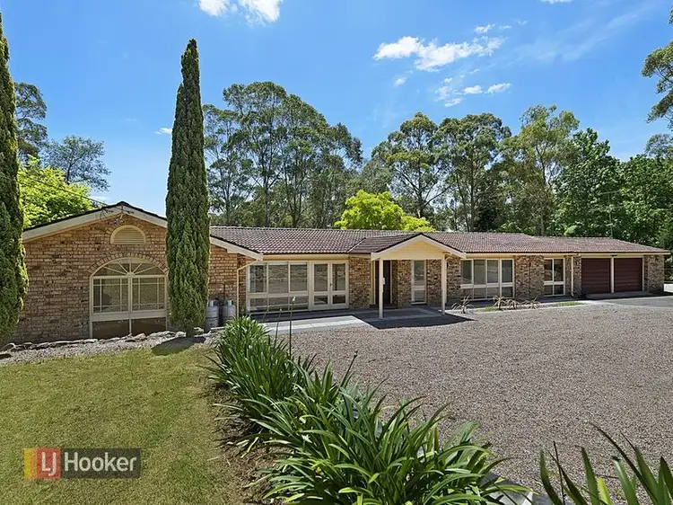 17 Taylors Road, Dural NSW 2158