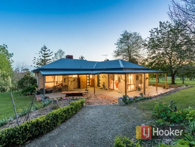 35 Short Lane, Pakenham VIC 3810