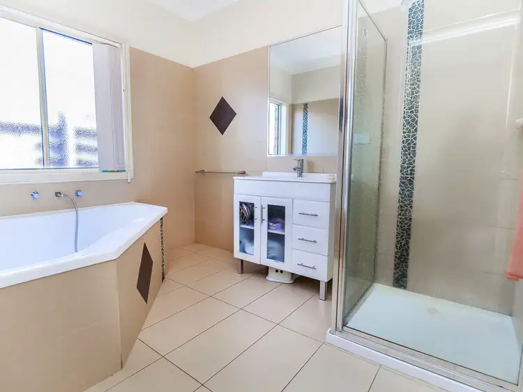 Seventh view of Homely house listing, 46 Howardson Circuit, St Albans VIC 3021