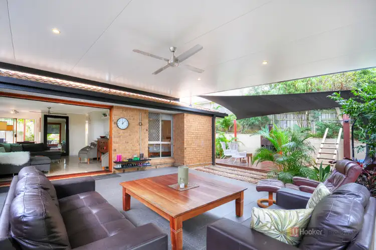 1/6 Ruth Anne Close, Labrador QLD 4215