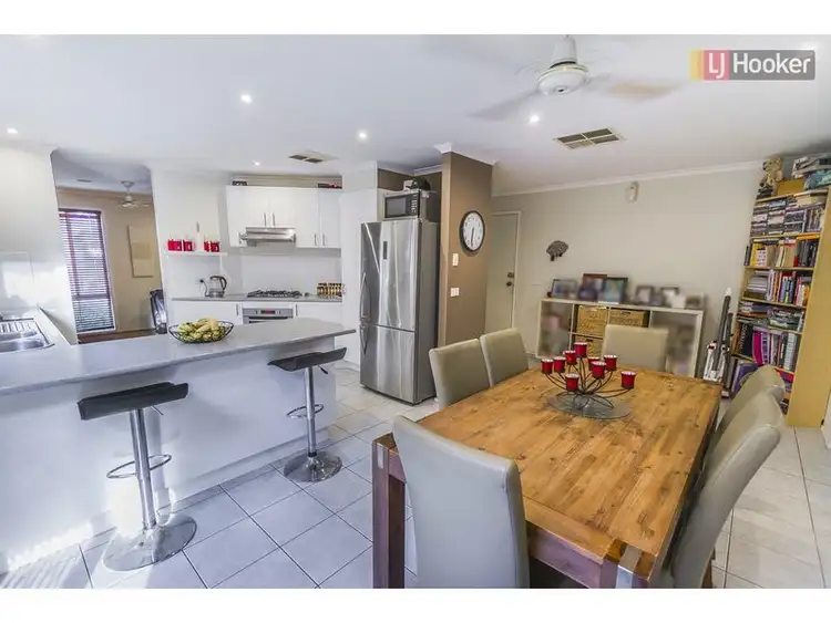 Sixth view of Homely house listing, 21 Lachlan Cresent, Roxburgh Park VIC 3064